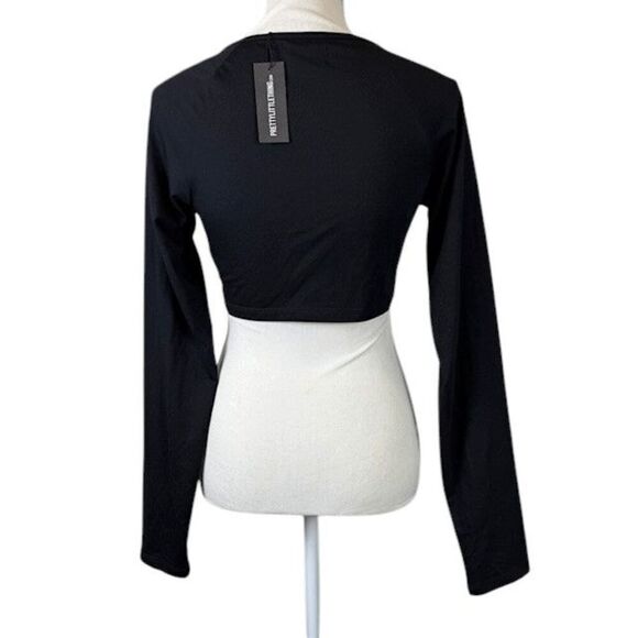 NWT Pretty Little Think Hook and Eye Long Sleeve Crop Top Black Size Medium - Picture 5 of 13